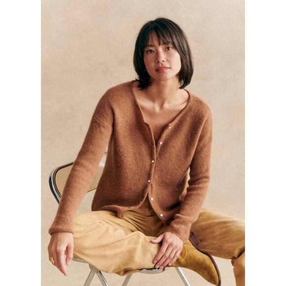 Sézane Gaspard Cardigan - Picture 2 of 8